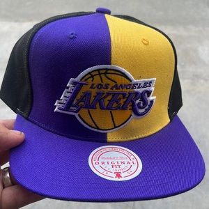 Men's Mitchell and Ness Lakers, pinwheel, snapback hat, authentic new with tags